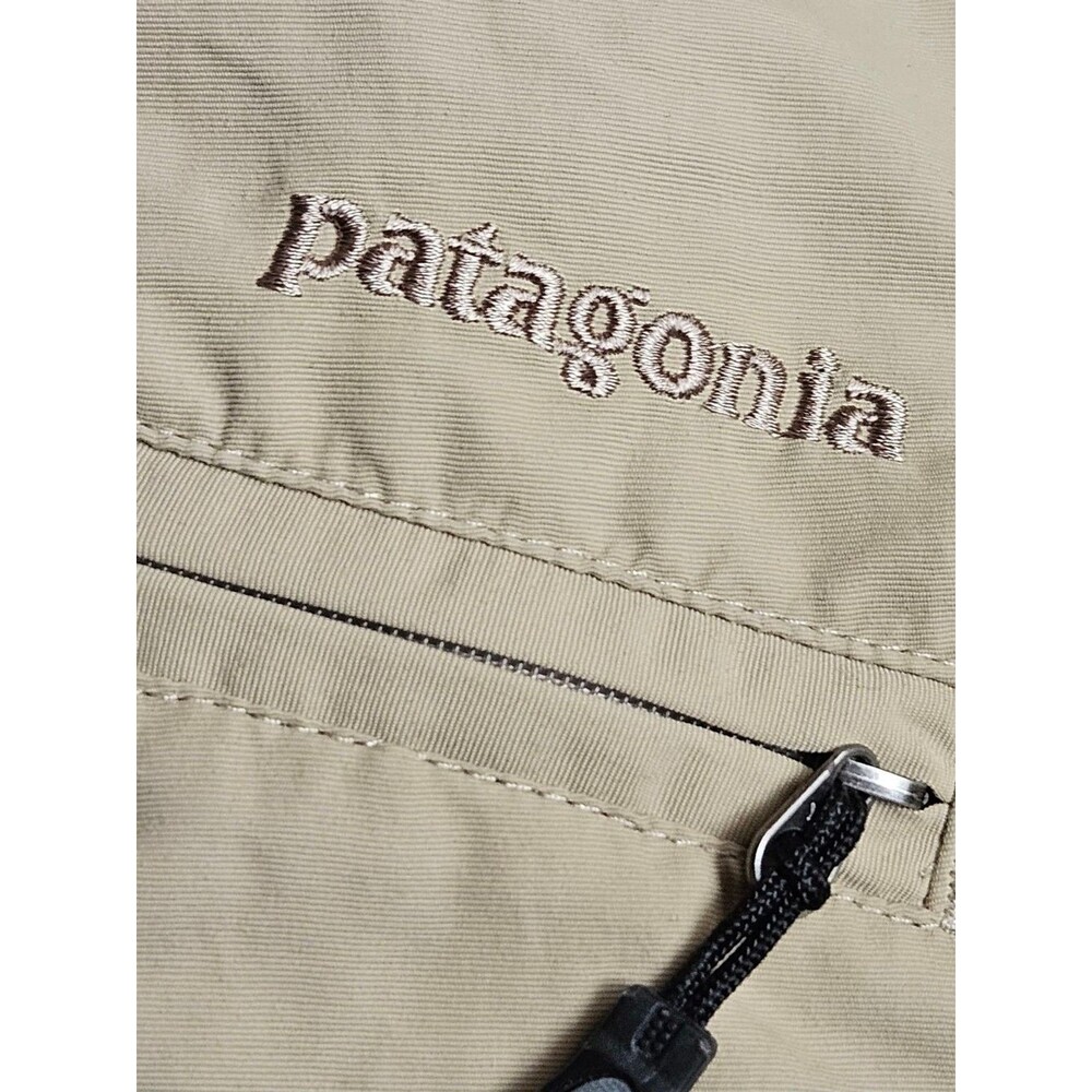 Patagonia Men's Quandary Hiking Shorts Khaki Tan Size Large L 10" Inseam Nylon - Picture 2 of 12